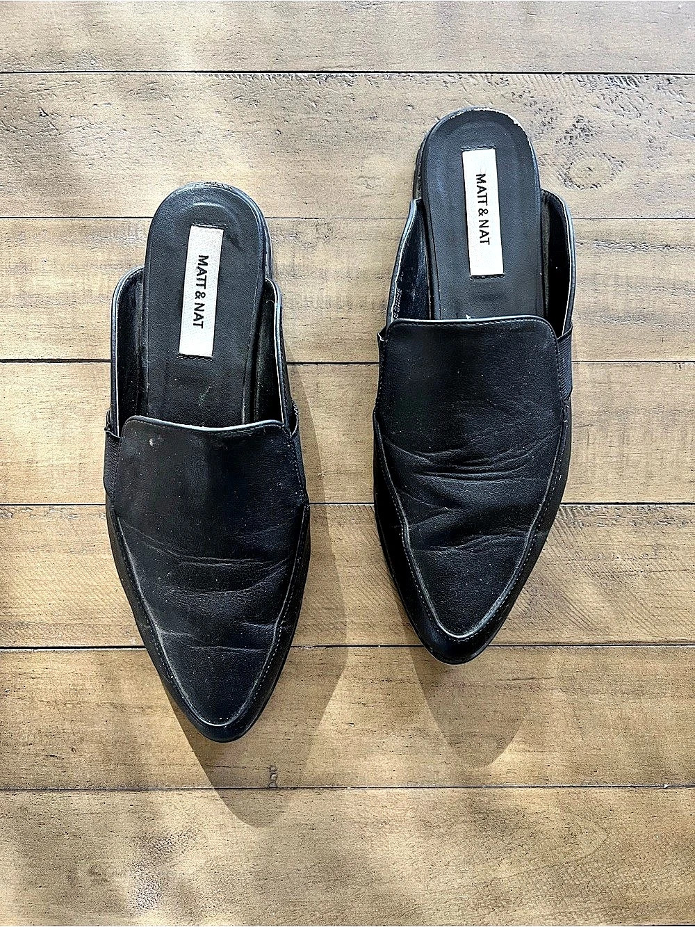 Matt & Nat Black Pointed-Toe Loafer Mules – EU 40